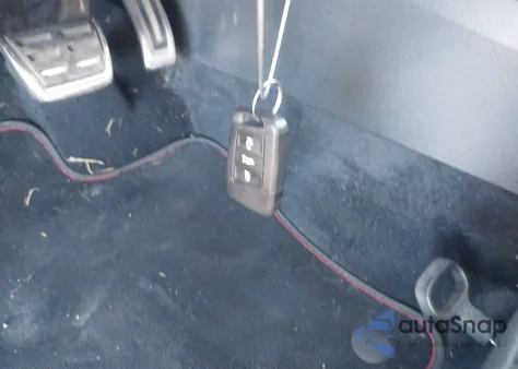 2019 Volkswagen Jetta Gli 2.0T 35Th Anniversary Edition/2.0T Autobahn/2.0T S from USA, damaged, VIN 3VW6T7BU3KM225195